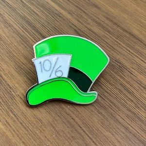 Mad hatter hat pin official Disney merchandise